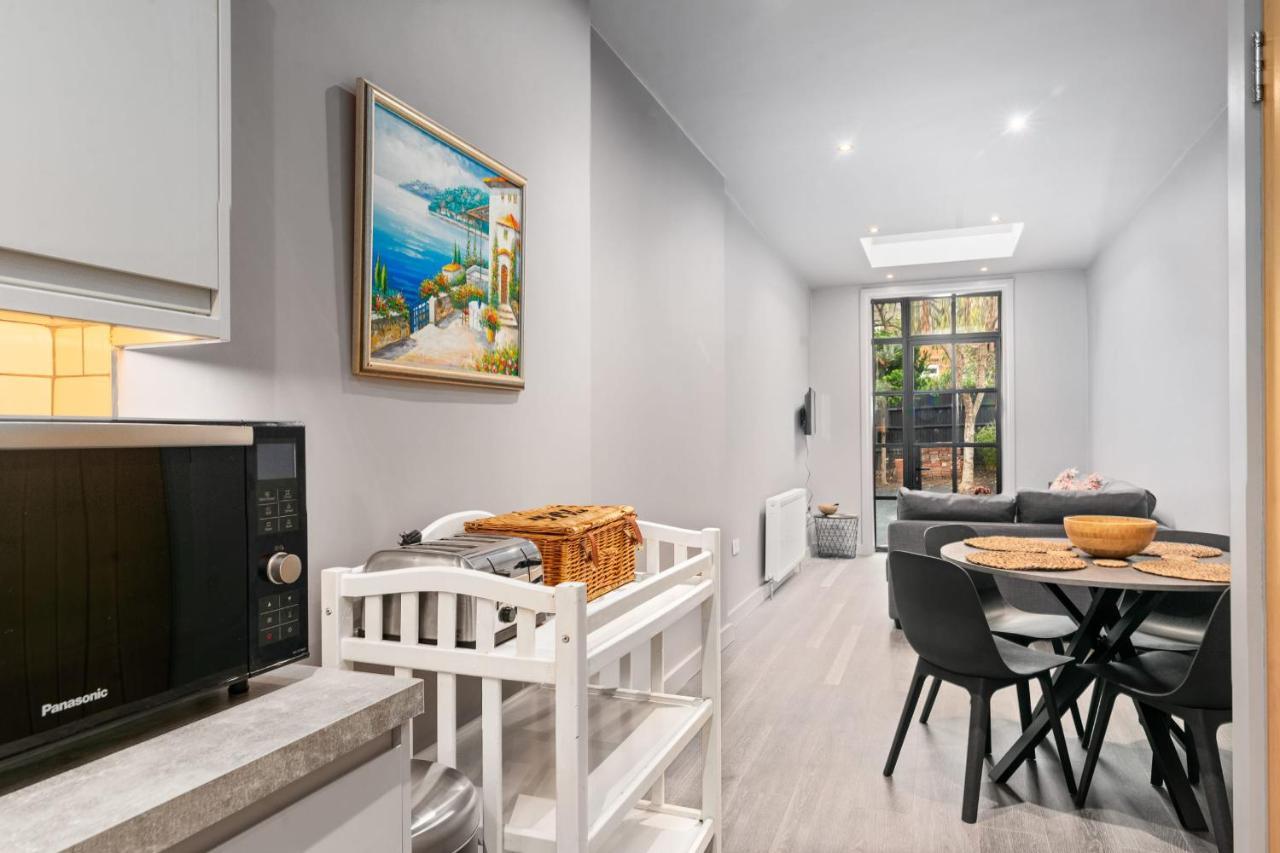 لندن Lovely 2-Bed Apartment - Hosted By Guestready المظهر الخارجي الصورة