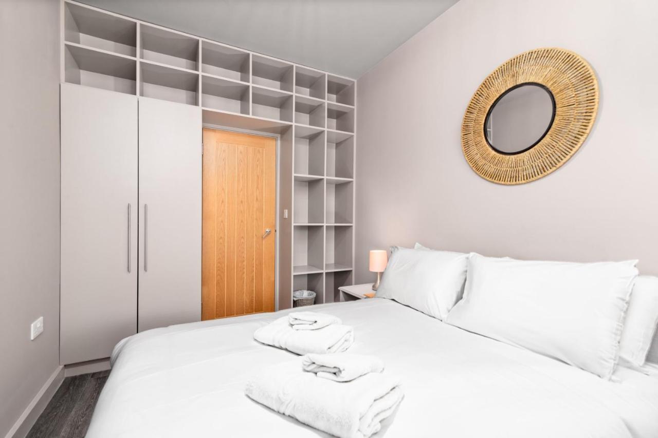 لندن Lovely 2-Bed Apartment - Hosted By Guestready المظهر الخارجي الصورة
