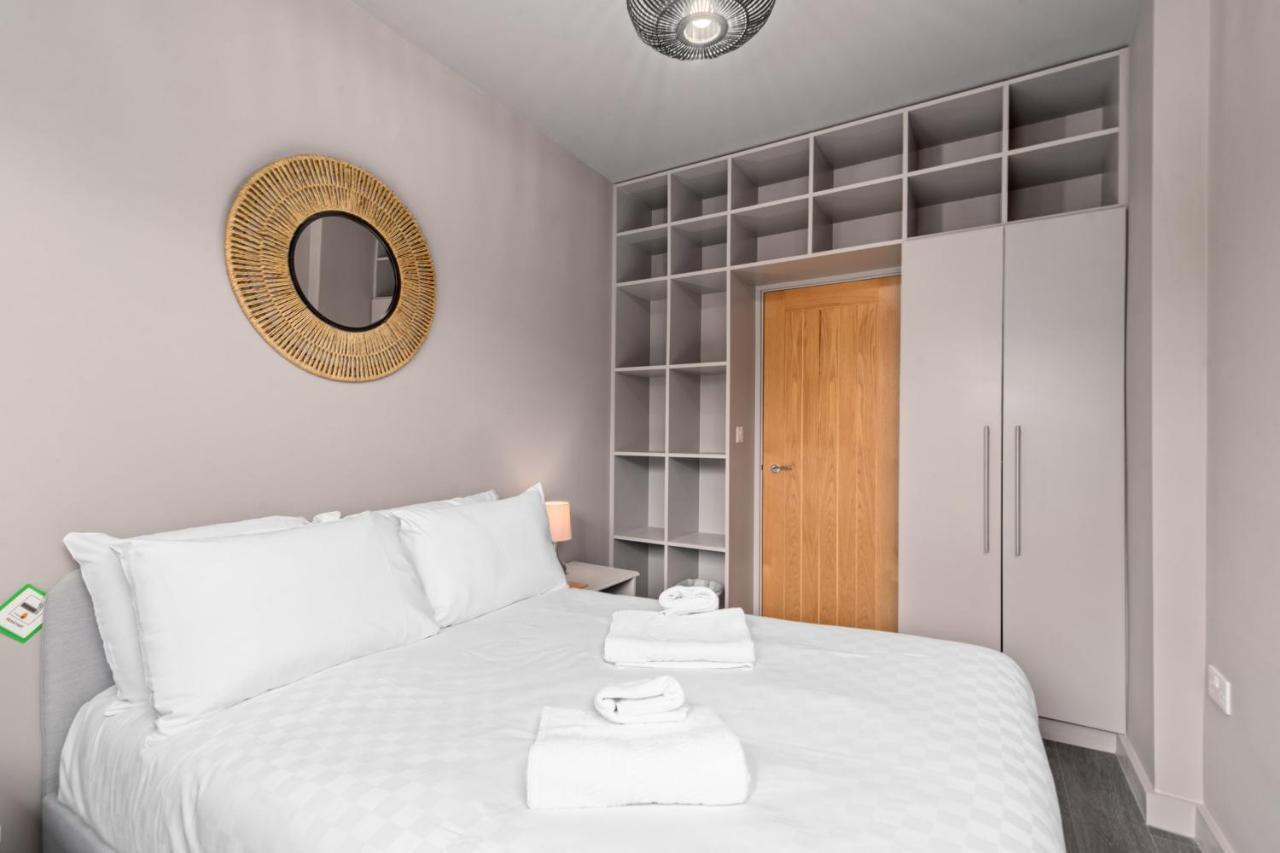 لندن Lovely 2-Bed Apartment - Hosted By Guestready المظهر الخارجي الصورة