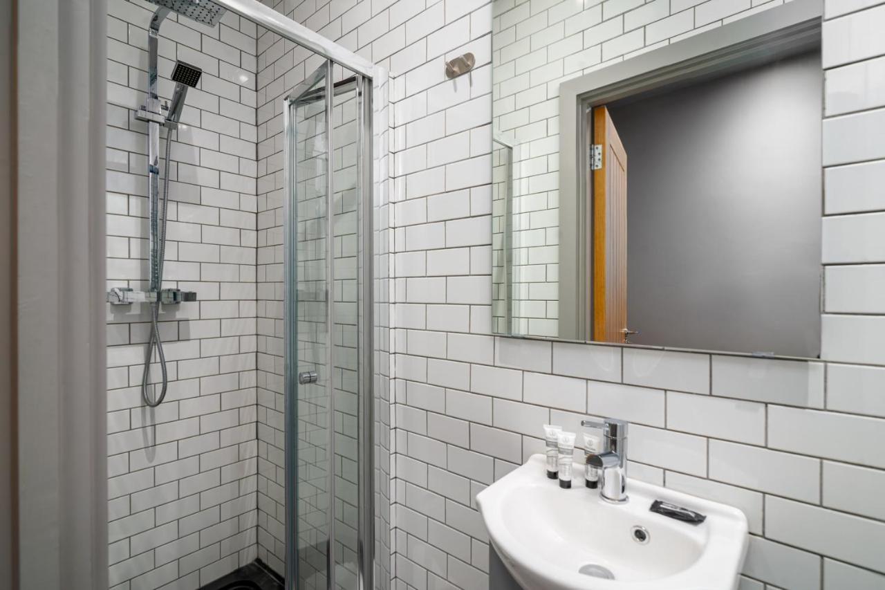 لندن Lovely 2-Bed Apartment - Hosted By Guestready المظهر الخارجي الصورة